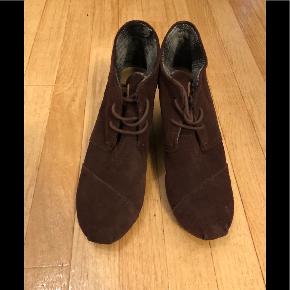 TOMS